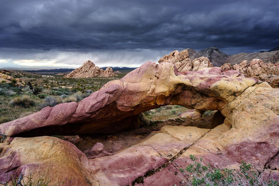 Whitney Pockets, Nevada